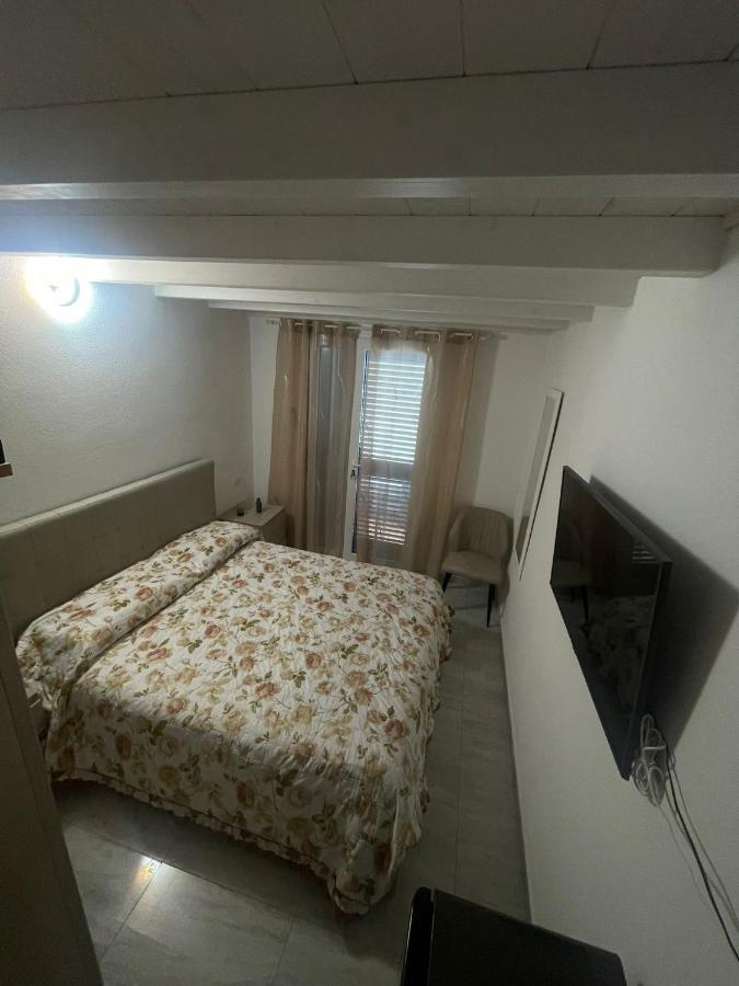 La Perla Del Mare 2 Bed & Breakfast ลากาเลตตา ภายนอก รูปภาพ