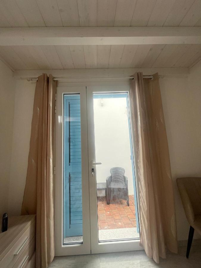 La Perla Del Mare 2 Bed & Breakfast ลากาเลตตา ภายนอก รูปภาพ